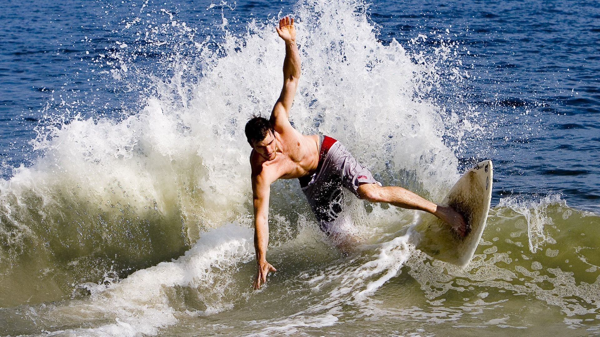 上海申花未能延续主场好状态,继续在客场失利,上海申花官宣