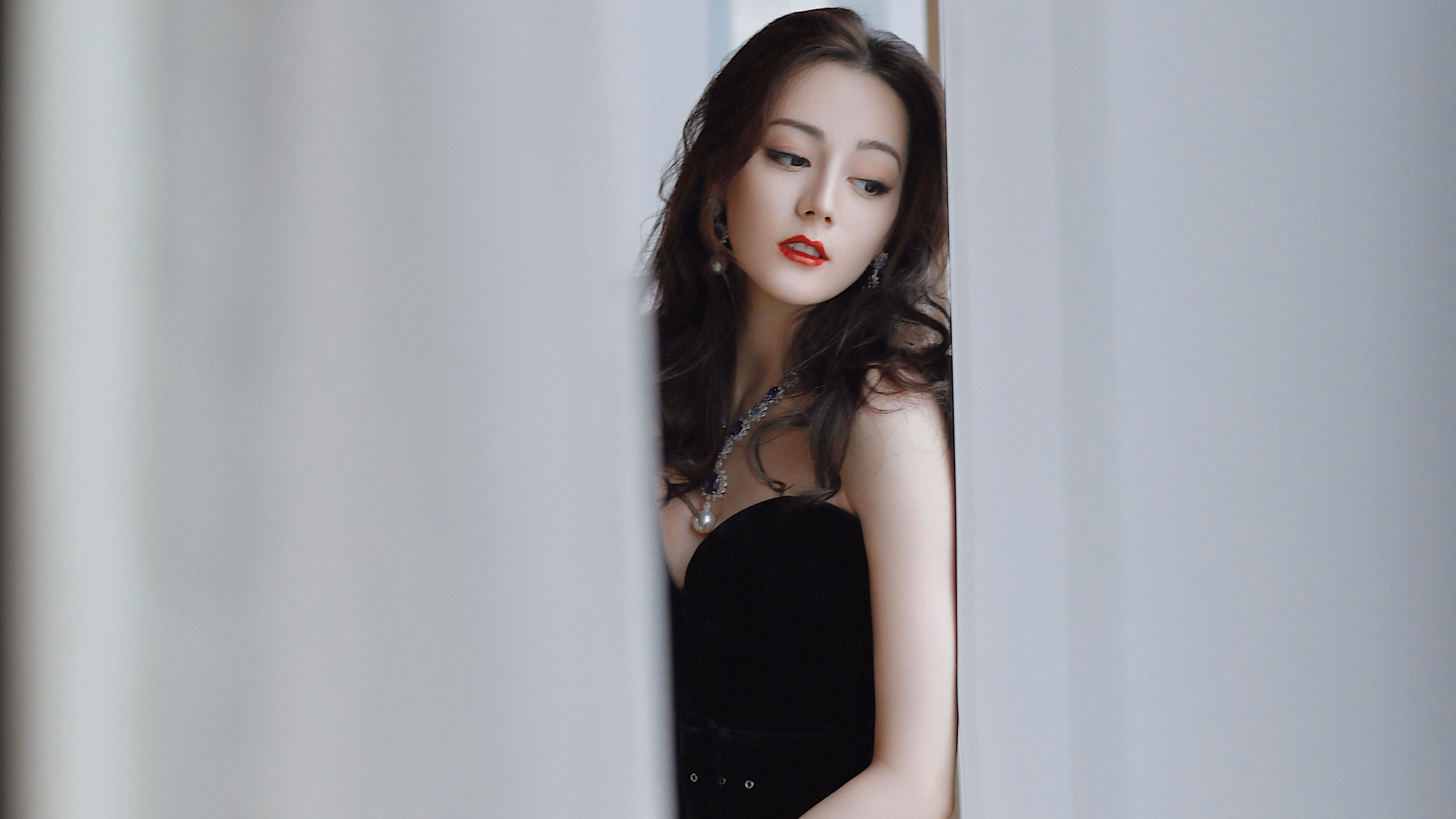 蛙泳冲刺摩纳哥节奏精准,蛙泳竞速视频